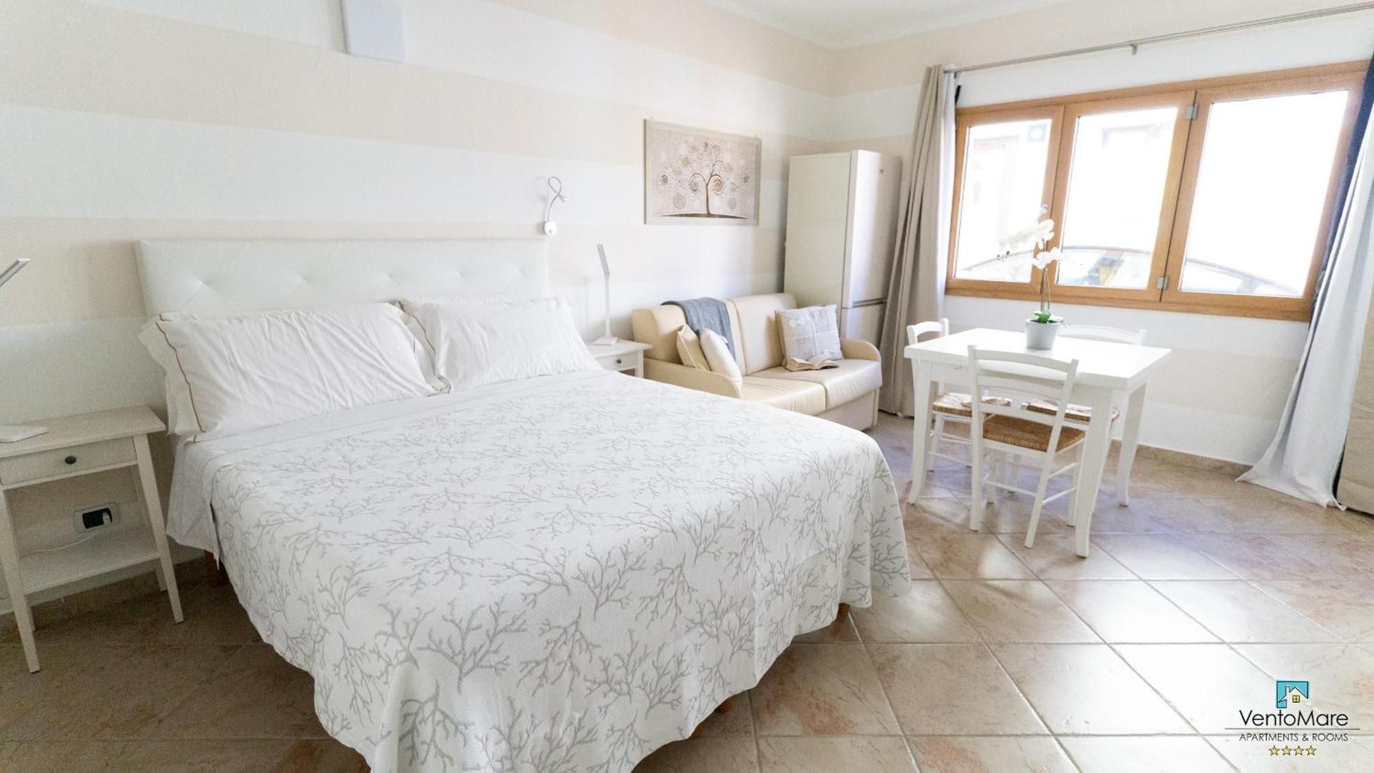 Apartments & Suites Vento Mare Palau Extérieur photo