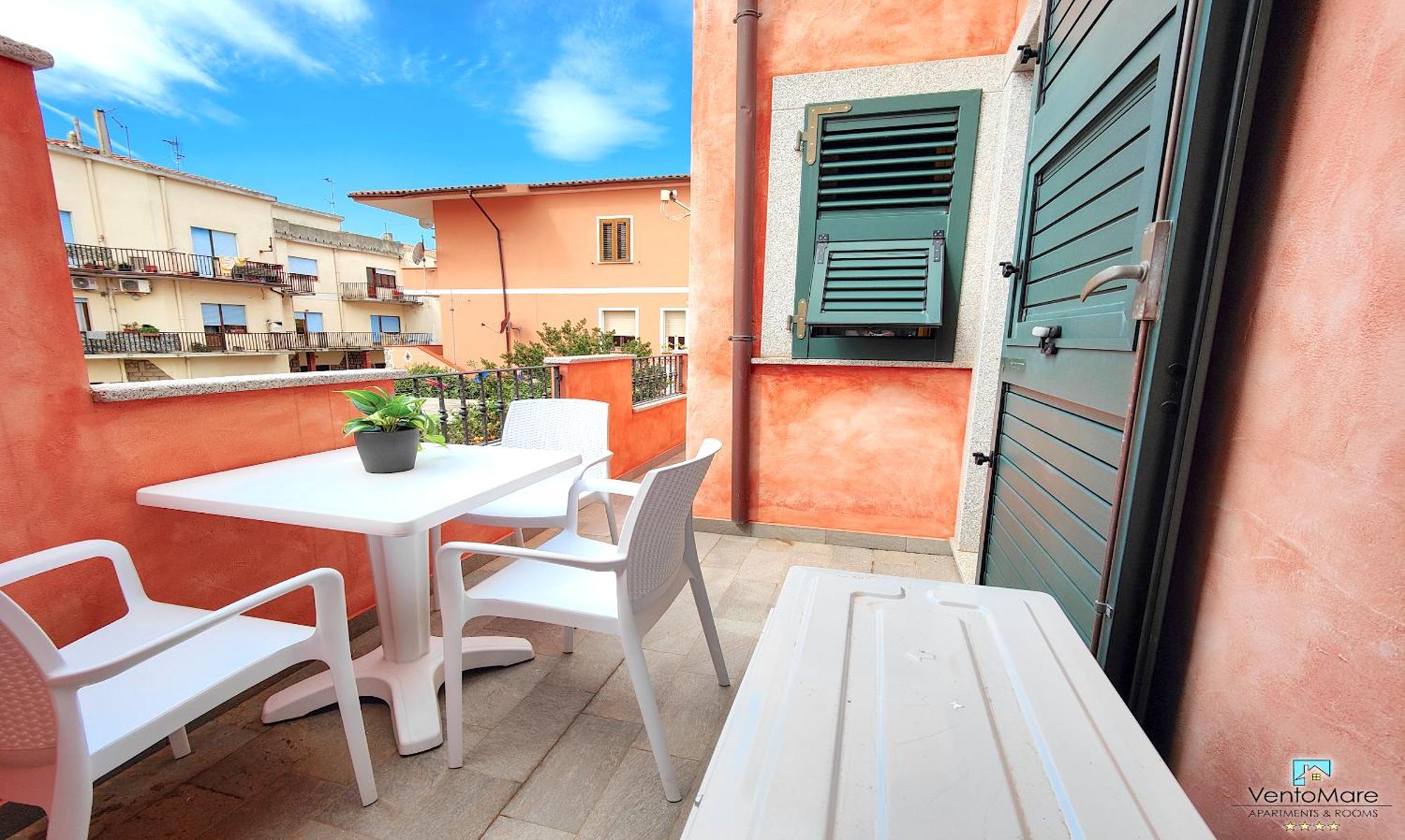 Apartments & Suites Vento Mare Palau Extérieur photo